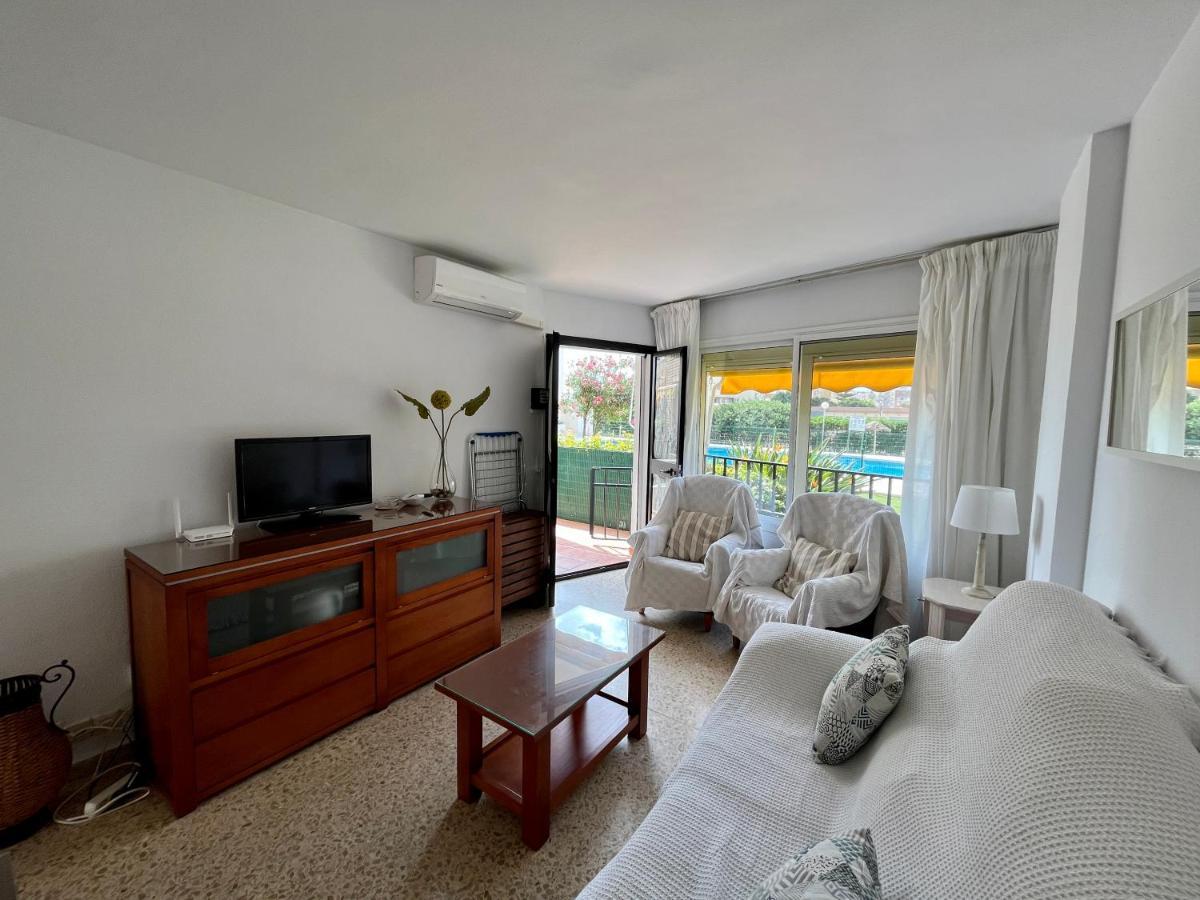 פואנגירולה Terrace By The Sea By Gms Apartamentos מראה חיצוני תמונה